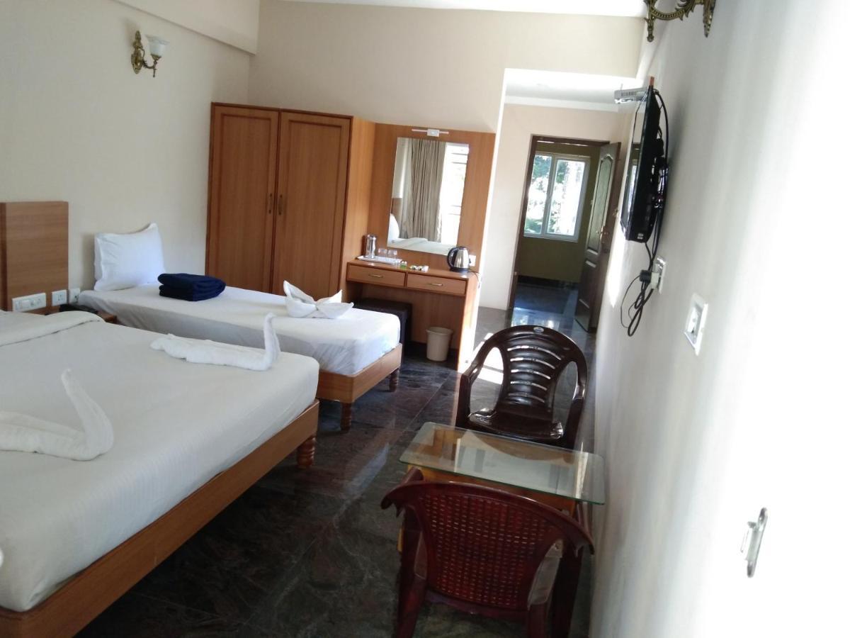 Ack Palacce Inn Yercaud Dış mekan fotoğraf