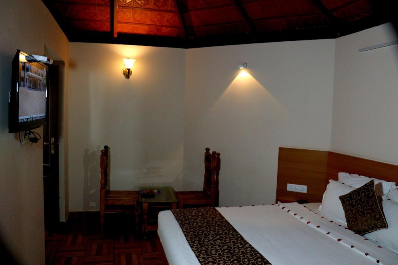 Ack Palacce Inn Yercaud Dış mekan fotoğraf